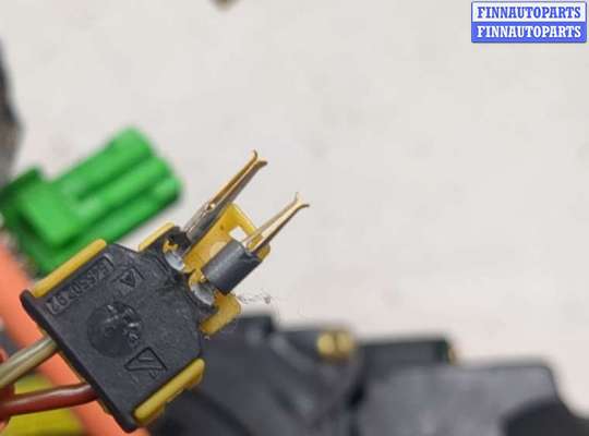 купить Переключатель поворотов и дворников (стрекоза) на Volvo S40 2004-