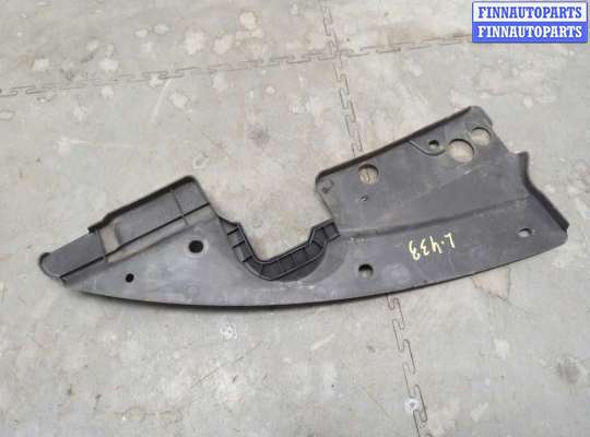 купить Накладка замка капота на Nissan Murano 2008-2015