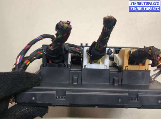 купить Блок управления бортовой сети (Body Control Module) на Volkswagen Passat 7 2010-2015 Европа