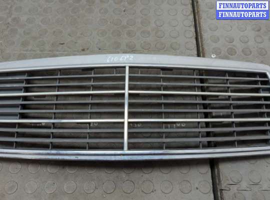 купить Решетка радиатора на Mercedes C W202 1993-2001
