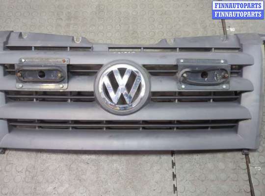 купить Решетка радиатора на Volkswagen Crafter 2006-2016