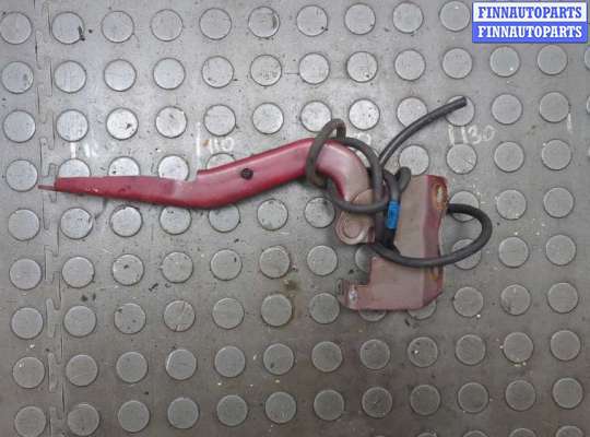 купить Петля капота на Toyota Auris E15 2006-2012