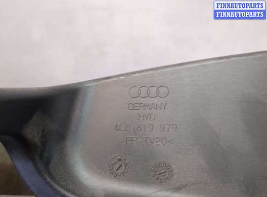 купить Пластик (Обшивка) моторного отсека на Audi Q7 2005-2015