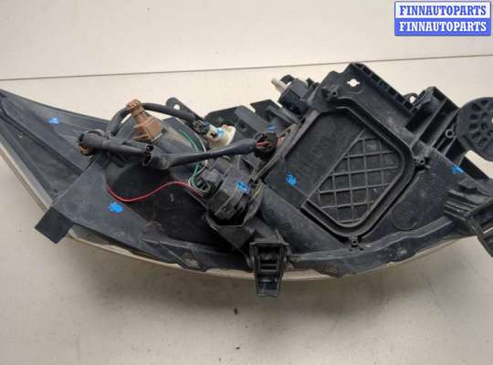 купить Фара (передняя) на Toyota Auris E15 2006-2012