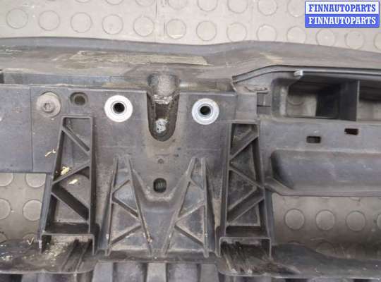 купить Рамка передняя (телевизор) на Volkswagen Golf 6 2009-2012