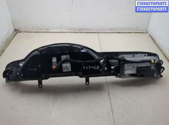 Щиток приборов на Audi A6 (C6)