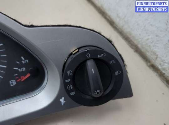 Щиток приборов на Audi A6 (C6)