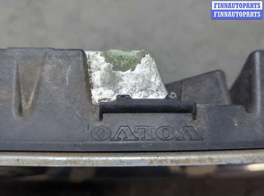 купить Решетка радиатора на Volvo C70 2006-2009