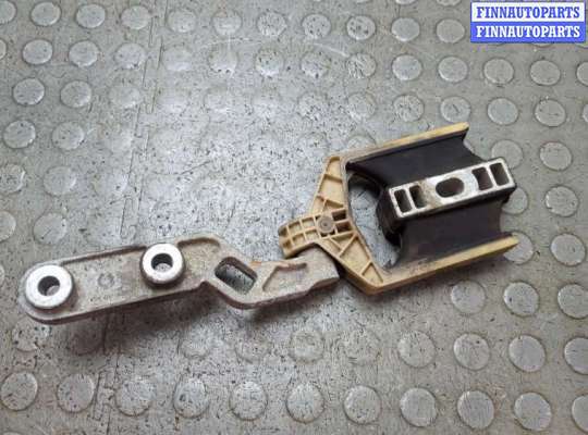 Подушка крепления КПП VL561992 на Volvo V60 2018-2025