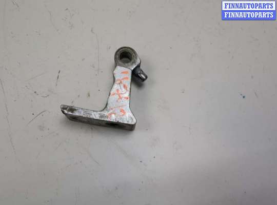 Петля двери на Volkswagen Jetta VII (A7)