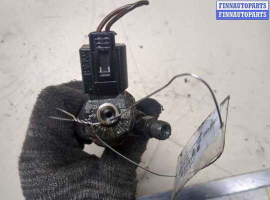 купить Форсунка топливная на BMW 3 E90, E91, E92, E93 2005-2012
