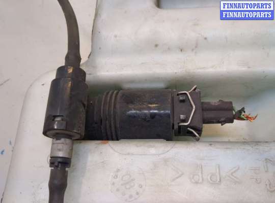 купить Бачок омывателя на Nissan Note E11 2005-2013