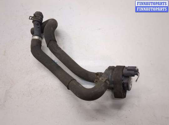 Насос водяной (помпа) MB1689151 на Mercedes C W205 2014-2023