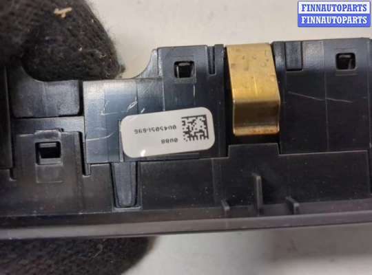 купить Панель управления магнитолой на BMW 3 G20, G21 2018-2025