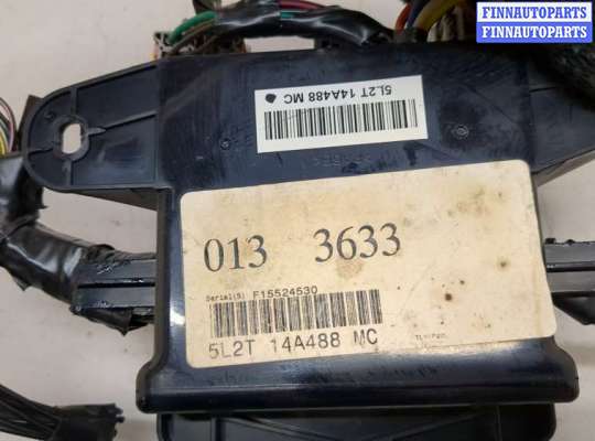 купить Блок предохранителей на Ford Explorer 2001-2006
