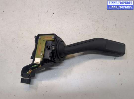 купить Переключатель поворотов на Volkswagen Golf 5 2003-2009