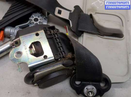 Ремень безопасности на Nissan Qashqai I (J10)