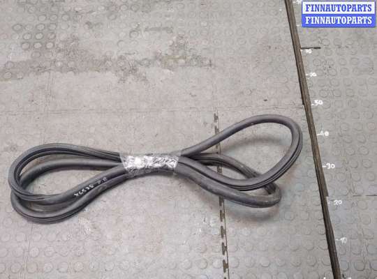 купить Уплотнитель на Peugeot 308 2013-2021