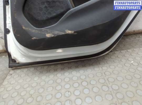 купить Стекло боковой двери на Volvo V40 2012-2020