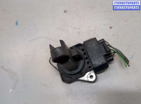 купить Измеритель потока воздуха (расходомер) на Suzuki SX4 2006-2014