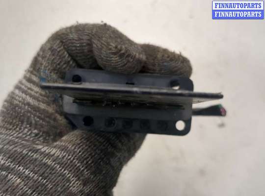 купить Сопротивление отопителя (моторчика печки) на Ford Escape 2007-2012