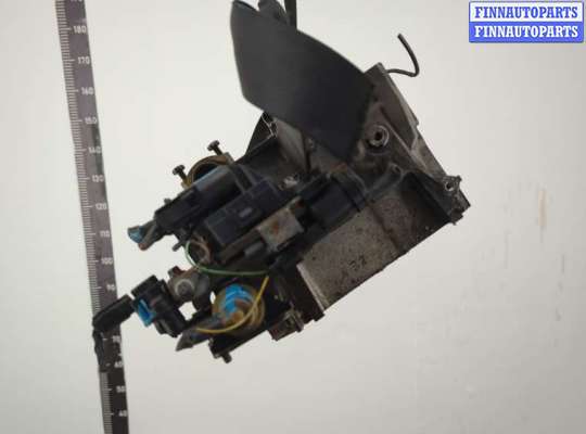 купить Головка блока (ГБЦ) на Mercedes C W204 2006-2015