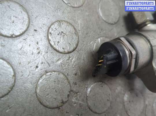 Рампа (рейка) топливная на Kia Rio II (JB)