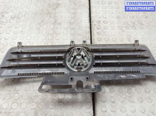 купить Решетка радиатора на Volkswagen Polo 2001-2005