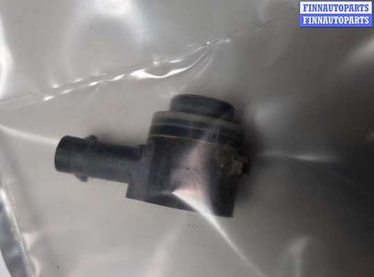 Датчик парктроника MB1704657 на Mercedes C W205 2014-2023
