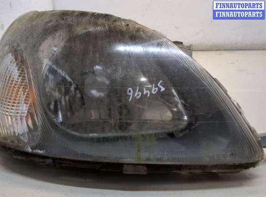 Фара передняя на Toyota Vitz P1