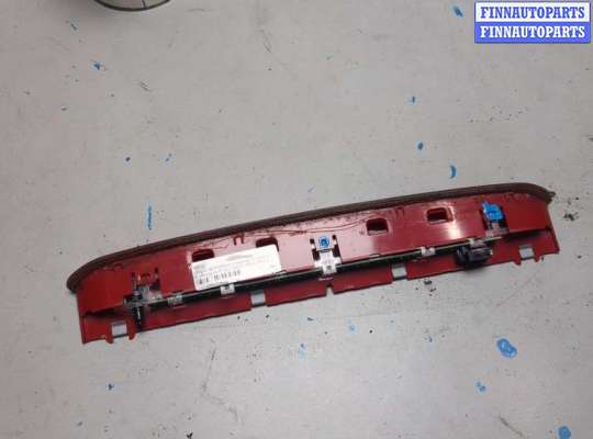 купить Фонарь дополнительный (стоп-сигнал) на Volkswagen Polo 2009-2014