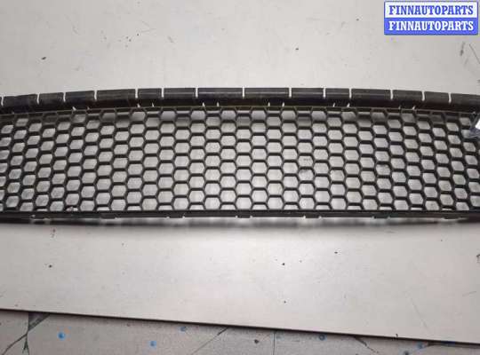 купить Заглушка (решётка) бампера на Volkswagen Touareg 2006-2010
