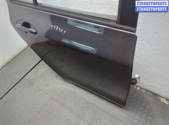 Дверь боковая на Toyota Vitz P9