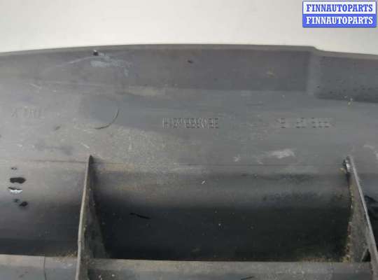 купить Решетка радиатора на Volkswagen Passat 5 2000-2005