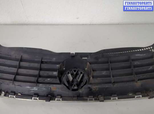 купить Решетка радиатора на Volkswagen Passat 5 2000-2005