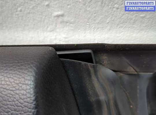 купить Петля двери на Volkswagen Passat CC 2008-2012