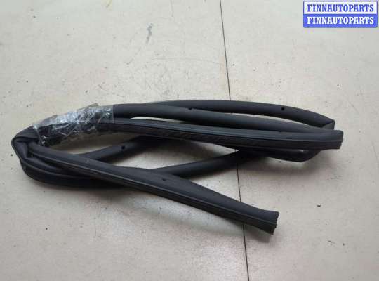 купить Уплотнитель на Volkswagen Jetta 5 2004-2010