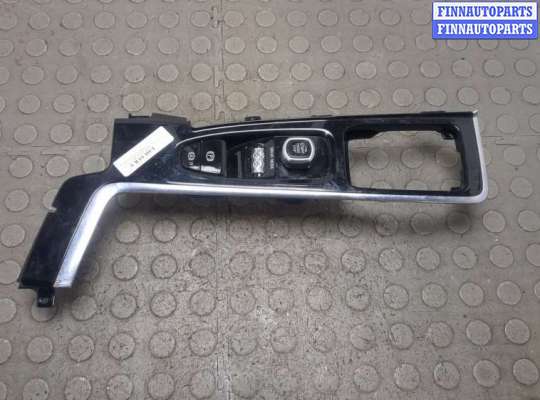 купить Рамка под кулису на Volvo S90 2016-2025