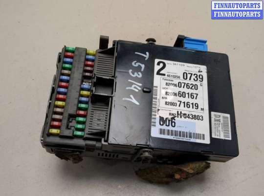 купить Блок предохранителей на Renault Laguna 2 2001-2007