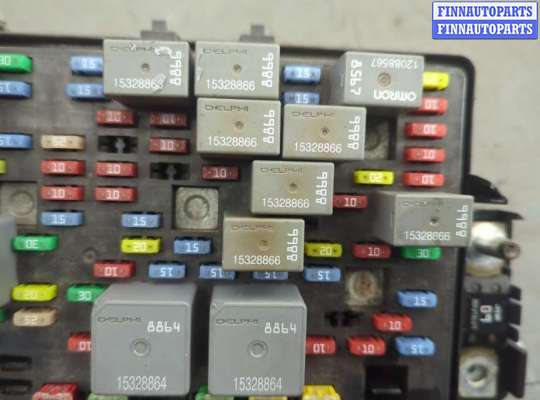 купить Блок реле на Cadillac Escalade 2 2001-2006