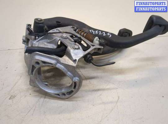 Педальный узел (педаль) на BMW 3 (F30/F31)