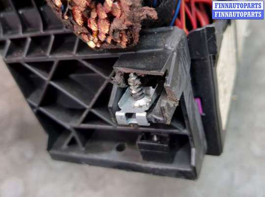 купить Блок предохранителей на Volkswagen Jetta 6 2010-2018