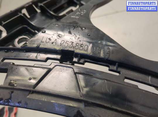 Кронштейн бампера на Mercedes-Benz GLC (X253/C253)