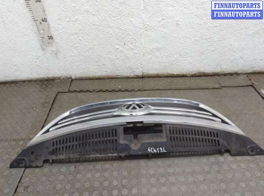 купить Решетка радиатора на Volkswagen Tiguan 2007-2011