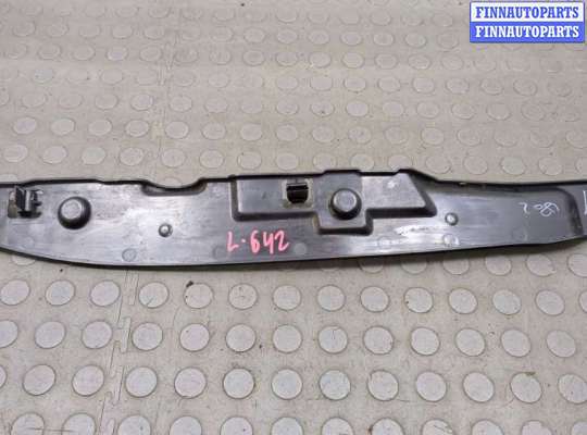 купить Молдинг крыла на Volkswagen Jetta 6 2010-2018