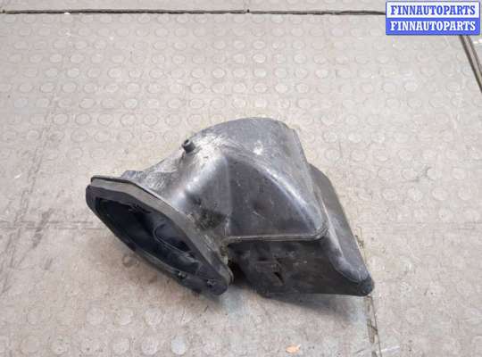 купить Воздухозаборник на Volkswagen Touareg 2002-2007