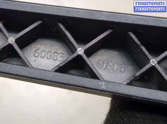 купить Щеткодержатель на Peugeot 207 2006-2015