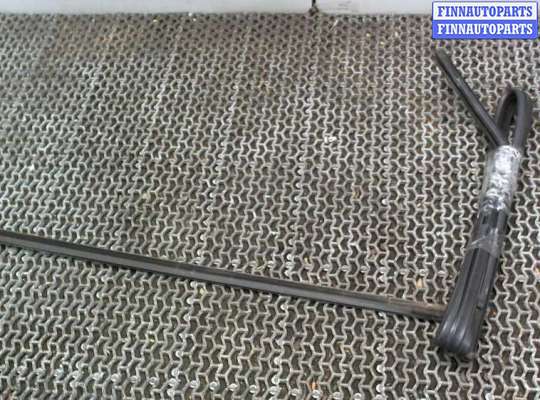 купить Молдинг стекла (боковое) на Volkswagen Golf 3 1991-1997