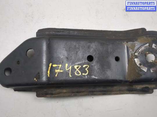 купить Кронштейн подрамника на Nissan Pathfinder 2012-2020