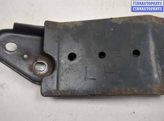 купить Кронштейн подрамника на Nissan Pathfinder 2012-2020